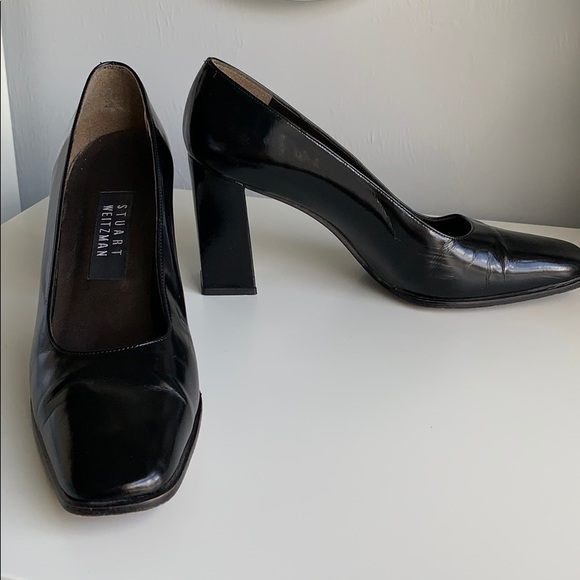 Stuart Weitzman polished leather pump - Picture 2 of 7